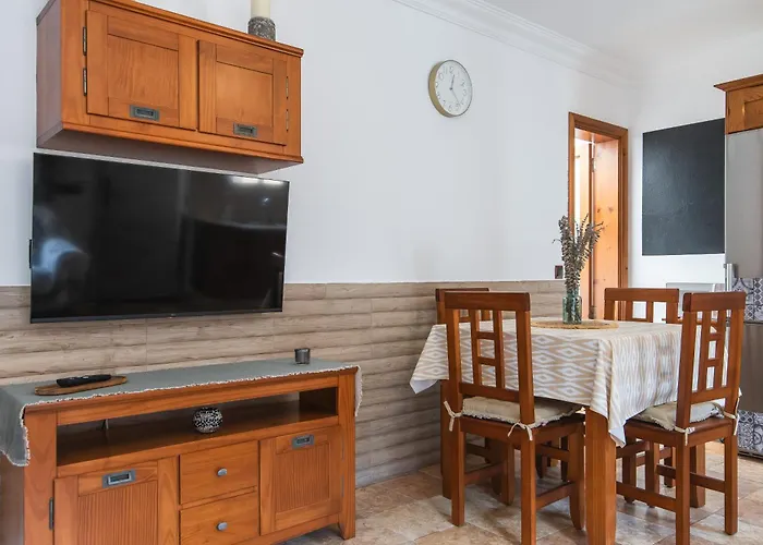 Home2book Cozy 2 Min From Apartment