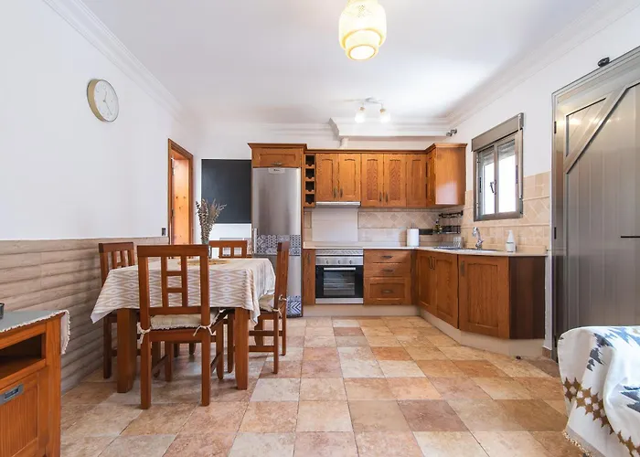Home2book Cozy 2 Min From Apartment