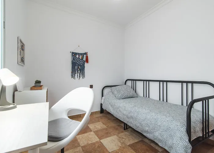 Apartment Home2book Cozy 2 Min From *